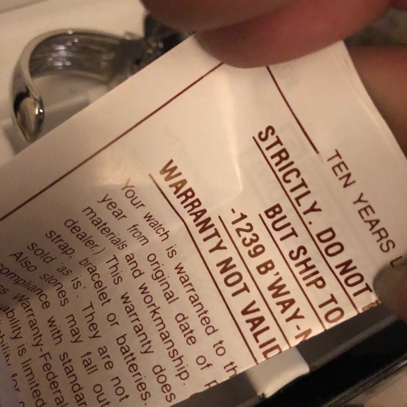 🌴Vintage Kessaris Dolphin Watch and Bracelet Gift Set- 430 $40 or $35 w/offer - Picture 6 of 8